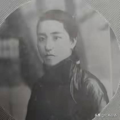 1952年青岛头牌名妓被万人公审枪决