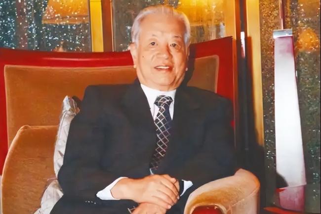 海湾战争前，一架中国专机飞进巴格达