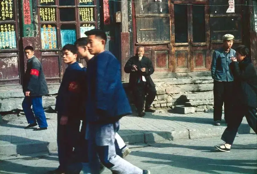 法国姑娘拍摄1966年的北京，“特殊”年代里的珍贵瞬间