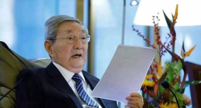 1988年上海天价出租车事件，朱镕基怒斥绑架