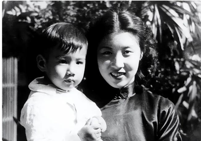 张灵甫遗孀王玉龄 堪称绝代佳人
