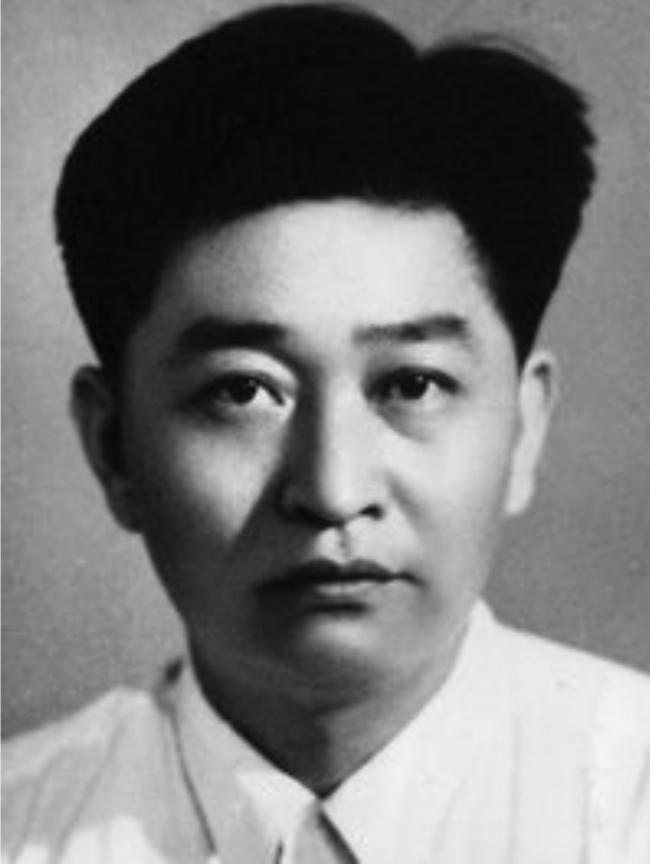 张春桥：巴金要求自由就枪毙