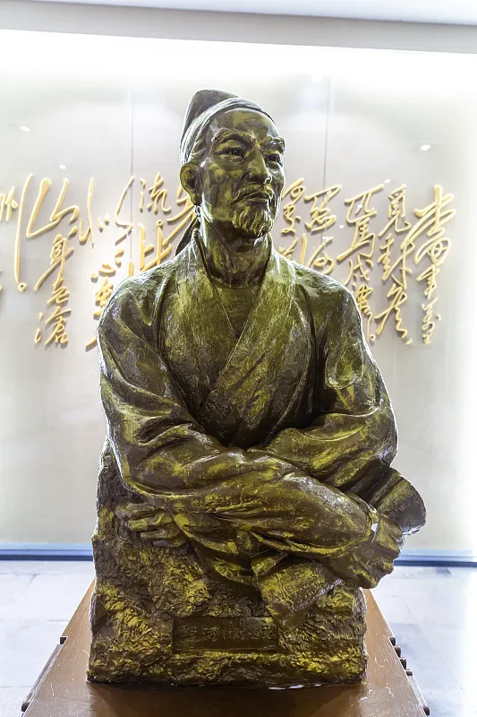 陆游闲居近30年，是怎么养活一家40口人的