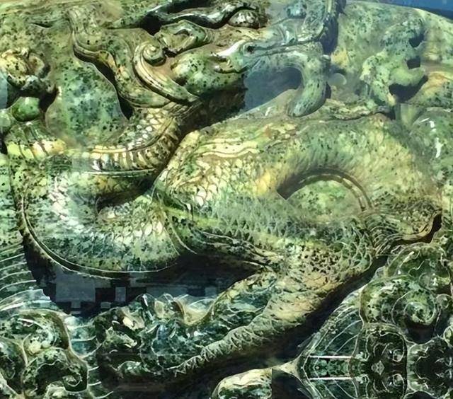 憋屈的国宝：七千斤名玉打造，却装了300年咸菜
