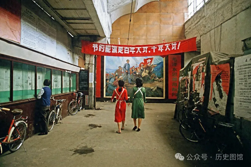 实拍1985年杭州丝绸厂 国营大厂饭菜让人羡慕