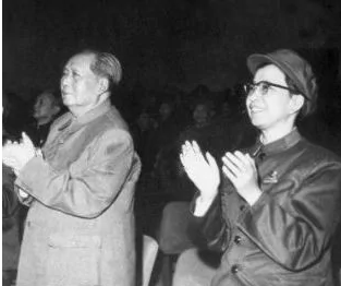 文革中毛泽东和江青之间是什么关系