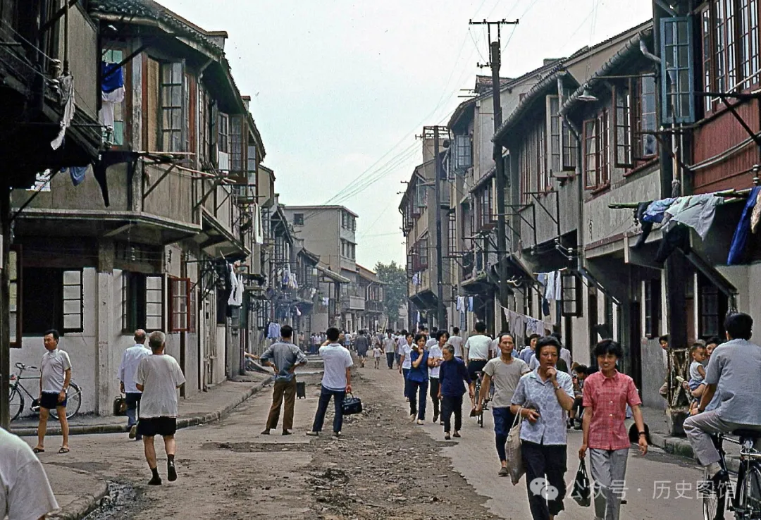 实拍1979年上海，21张普通人生活照，太真实了！