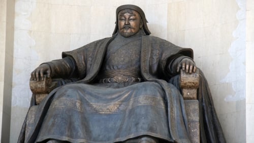 成吉思汗的智慧使妒人者大惊而心服口服