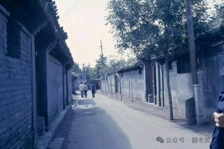 1973年老照片：52年前，住在北京胡同里的人