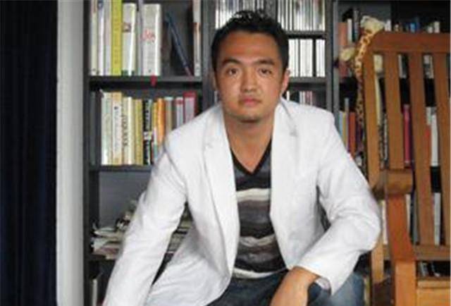 留学归来为国效力的他 却选择返回国外?（配图4）
