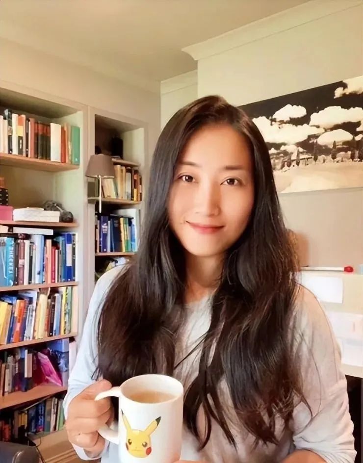 我后悔了！放弃事业随前夫去新加坡