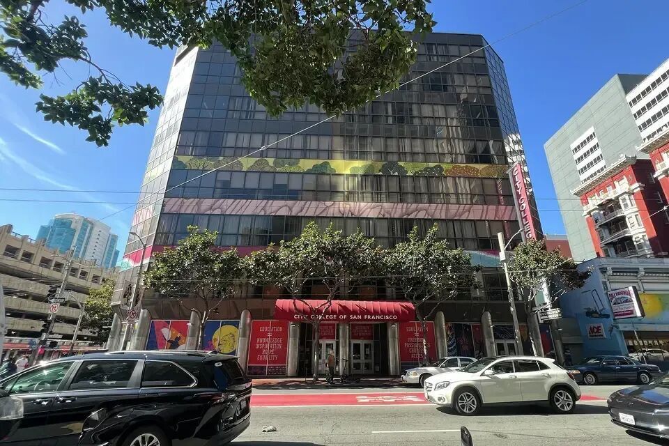 放弃哈佛进入社区大学 另一逆袭“捷径”？