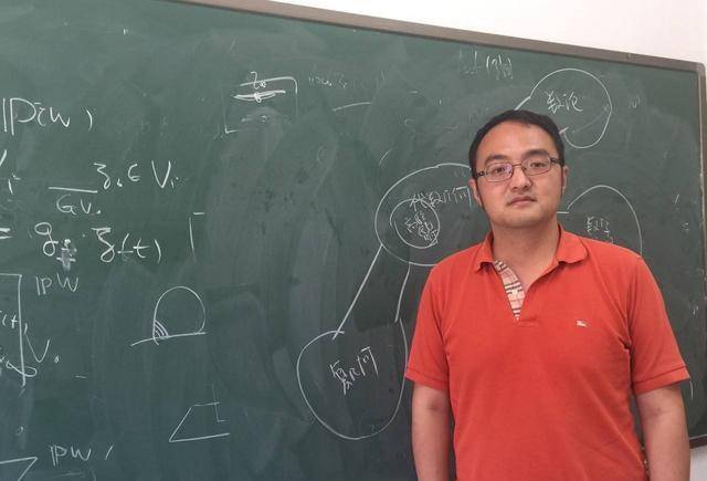 留学归来为国效力的他 却选择返回国外?（配图2）
