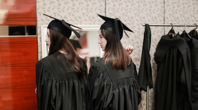 这也查！中国留学生频被遣返 5年不得入境