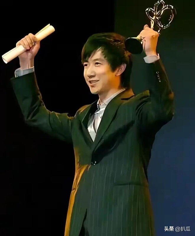 吃梅婷6年软饭为了李小冉被打 如今57岁现状唏嘘（配图19）