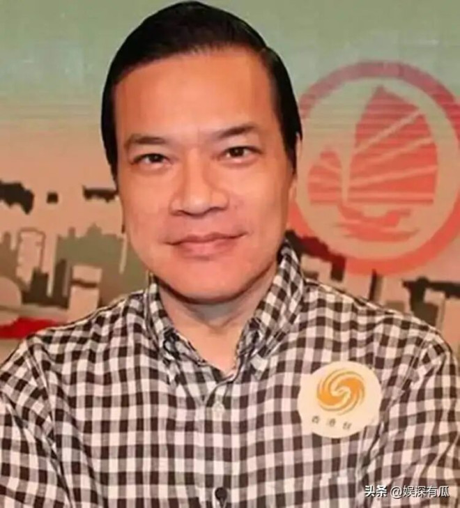 他被富婆包养十年精神失常 60岁剃度出家太唏嘘（配图7）