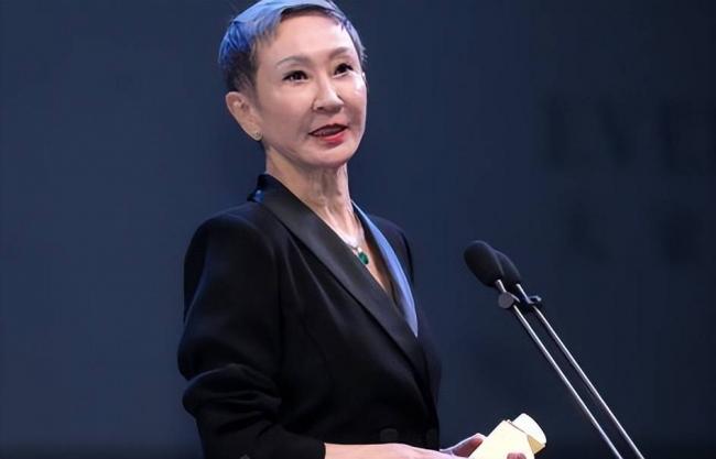 托举天才的三十六年，她透支了所有的福报