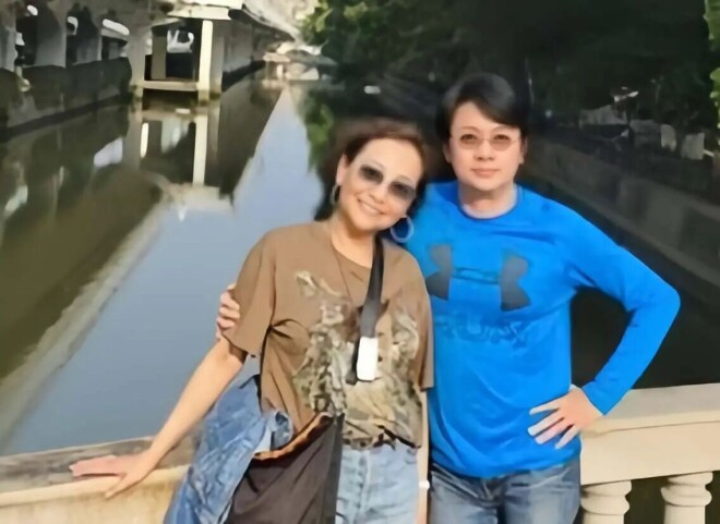 尹天照卖香港房子去内地养老 妻子患血癌多年（配图1）