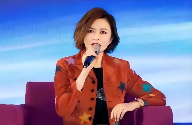 关之琳：和父亲28年不来往 却为他买了400万墓地（配图5）