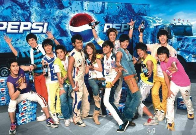 谁懂2004年百事广告的权威！地下恋、片场暧昧…