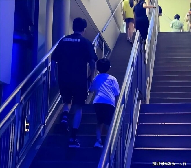 离婚5年的赵丽颖 竟给冯绍峰埋下了一枚惊喜炸弹（配图7）
