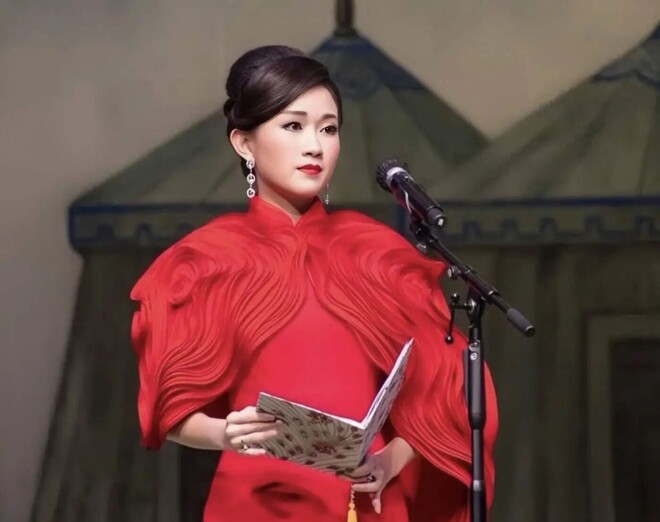 恭喜！香港知名演员和大40岁政界名人结婚（配图6）