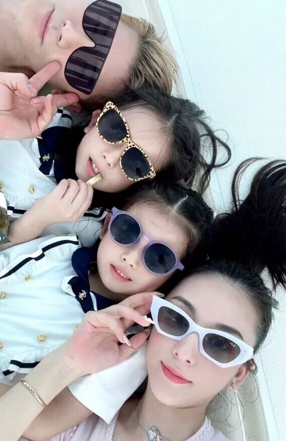 郭富城61岁生日 女儿的脸把郭富城风头全给抢了（配图7）