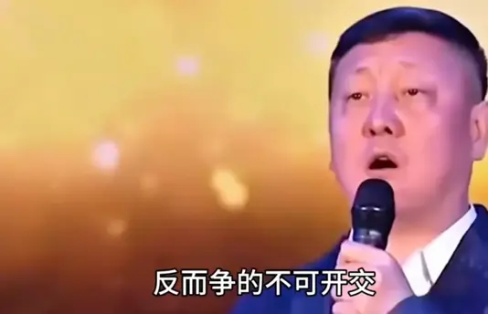 刘欢离世仅2小时，荒唐的一幕上演，吉克隽逸表态，韩磊被翻旧账