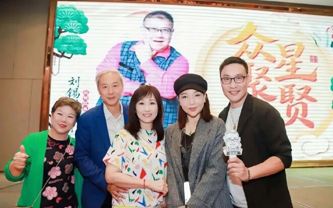 香港知名演员甄志强猝死 遗孀未能走出阴霾（配图6）