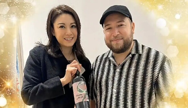 香港女星传恋70岁百亿富商 街头背普通帆布袋（配图6）