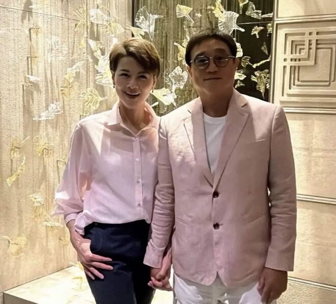 恭喜！62岁香港知名演员突然宣布明年再婚（配图2）