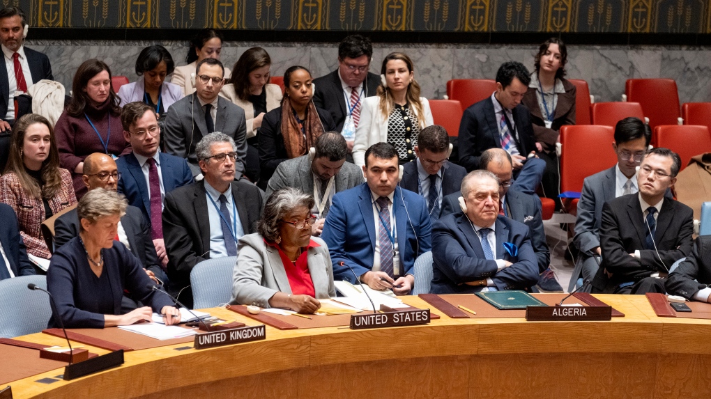 美国驻联合国大使兼代表琳达·托马斯·格林菲尔德 (Linda Thomas-Greenfield)，周一在联合国总部发表讲话2024 年 3 月 25 日。（美联社照片/Craig Ruttle）