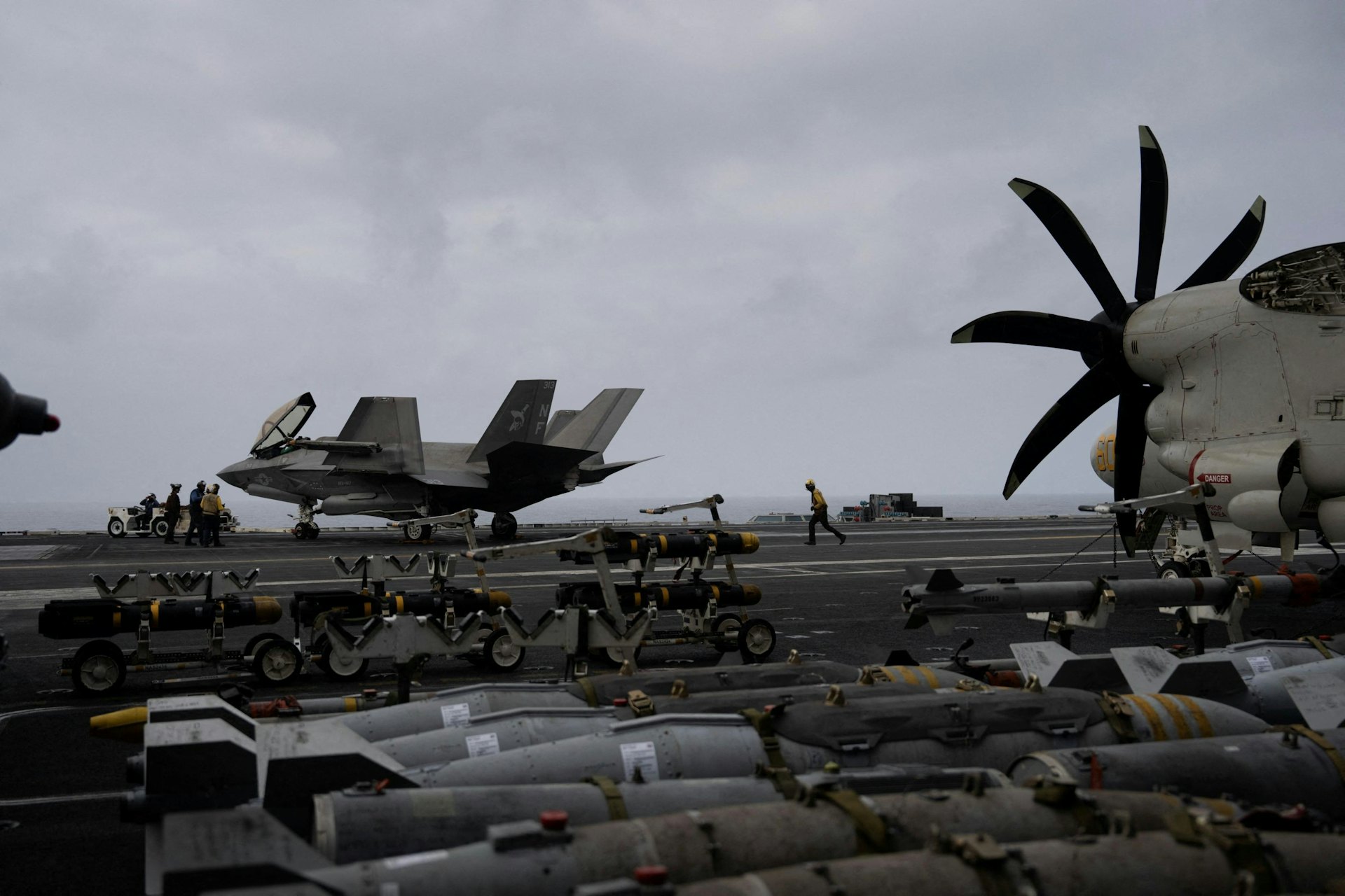 2026年9月11日，美軍航母「華盛頓號」（USS George Washington）正在阿拉伯海執行任務，除對伊朗實施海上封鎖，也為途經霍爾木茲海峽（Strait of Hormuz）的商船提供掩護。（Reuters）