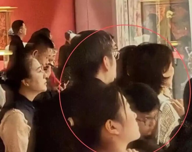 52岁董卿和老公国庆罕同框 关系亲密破离婚传闻（配图6）