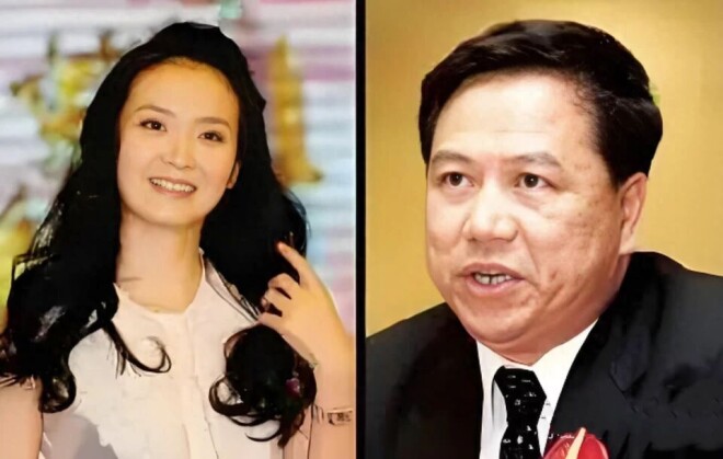 52岁王艳在自家楼顶摘石榴 穿着好清爽（配图1）