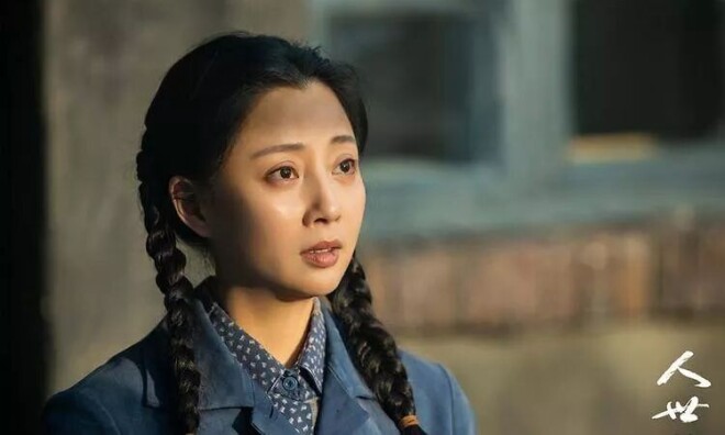 46岁殷桃路人照判若两人 昔日女神变大妈（配图10）