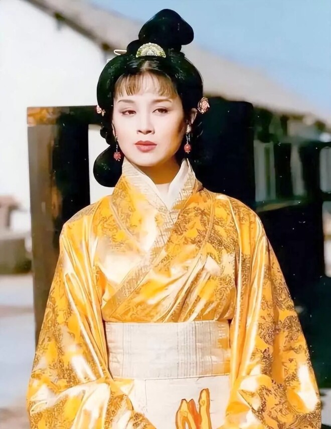 赵明明离婚27年不结婚 前夫再娶外交官（配图9）