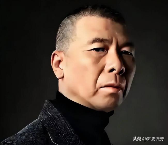 罕见，冯小刚终于说了一次软话