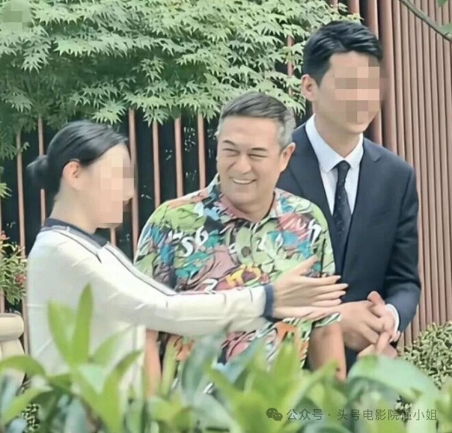 西安别墅才曝光 56岁张嘉益又成都看千万豪宅（配图3）