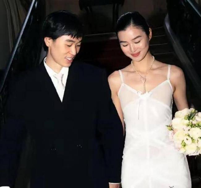 林依轮儿子大婚，引爆国籍之争