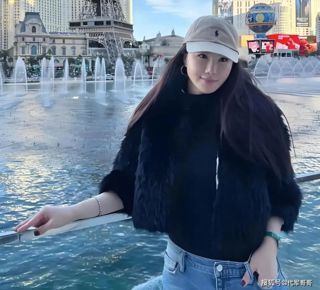 43岁孟瑶2段婚姻生下3个孩子 早已移居美国加州（配图3）