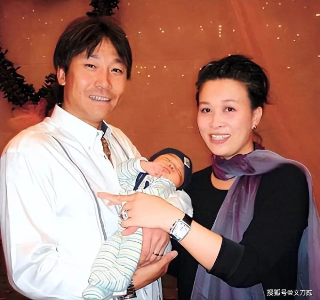 58岁的那英 终究为自己的“狂妄”付出代价（配图24）
