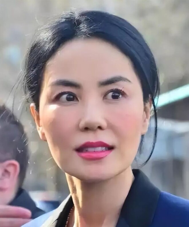 看了没和王菲过七夕的谢霆锋 才懂他爱的多卑微（配图13）