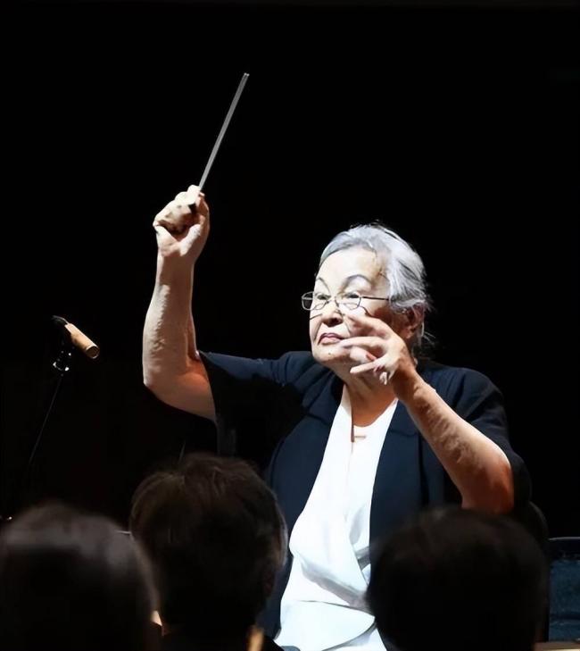10年前被查出绝症 “天才指挥家”舟舟怎样了