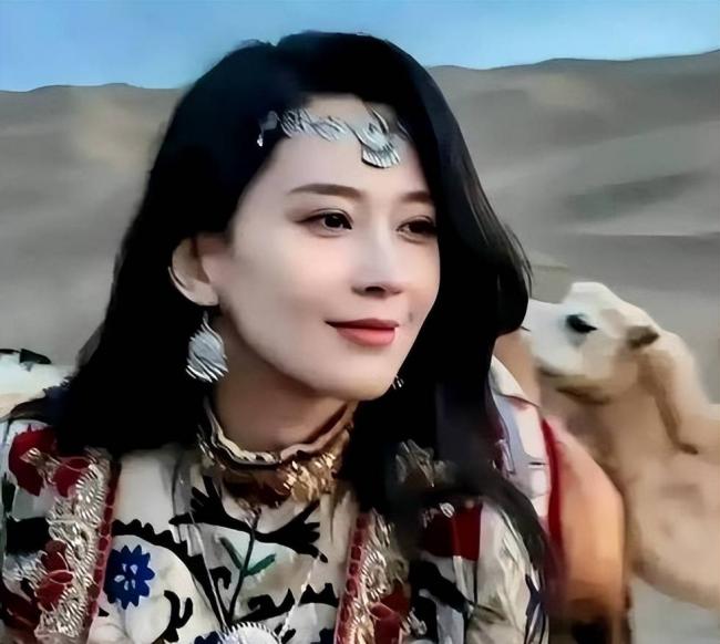 渣男千万，最怕汪峰这类！她被坑的满盘皆输
