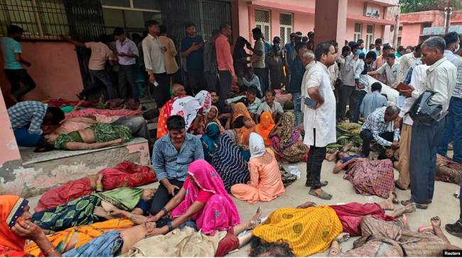 恐怖踩踏事件已致至少122人死亡 现场曝光