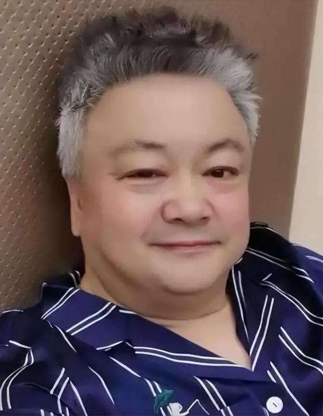 61岁自曝病床照的洪剑涛，给所有中老年提了个醒