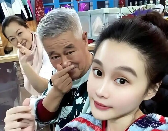 钱再多有什么用 赵本山女儿患精神疾病十余年（配图18）