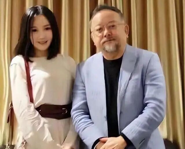 成方圆和王刚离婚25年 境遇变化惊人（配图3）