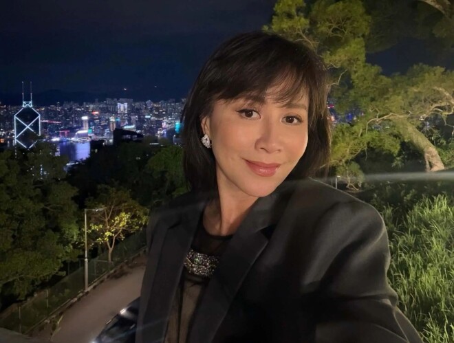 60岁刘嘉玲晒性感照风韵犹存 丰满上围引热议（配图5）